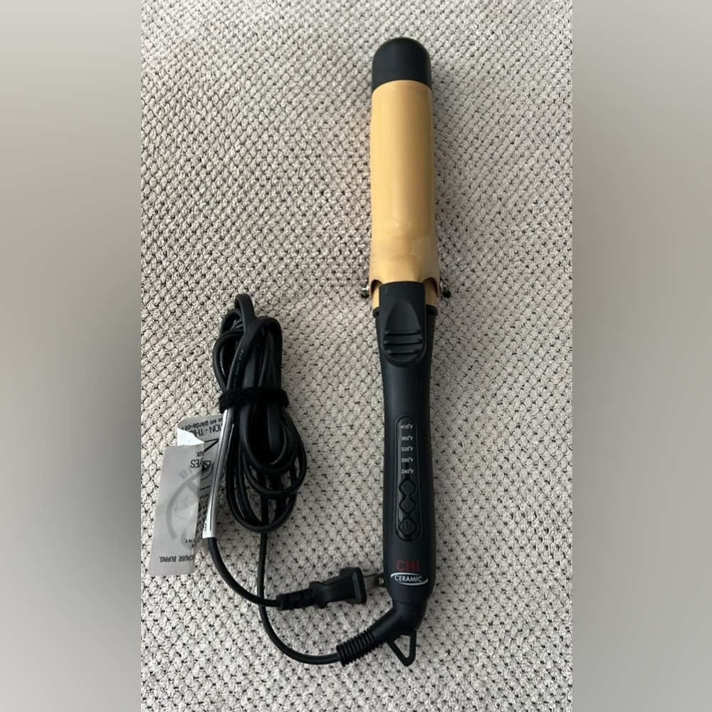 CHI Gold Ceramic Curling Iron 1.5”